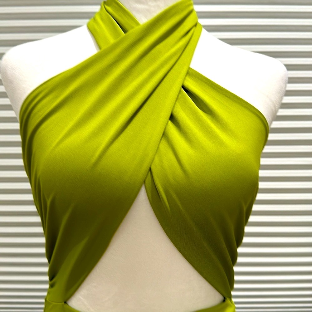 π΅ D&M Ruched Halter Dress - Picture 3 of 16